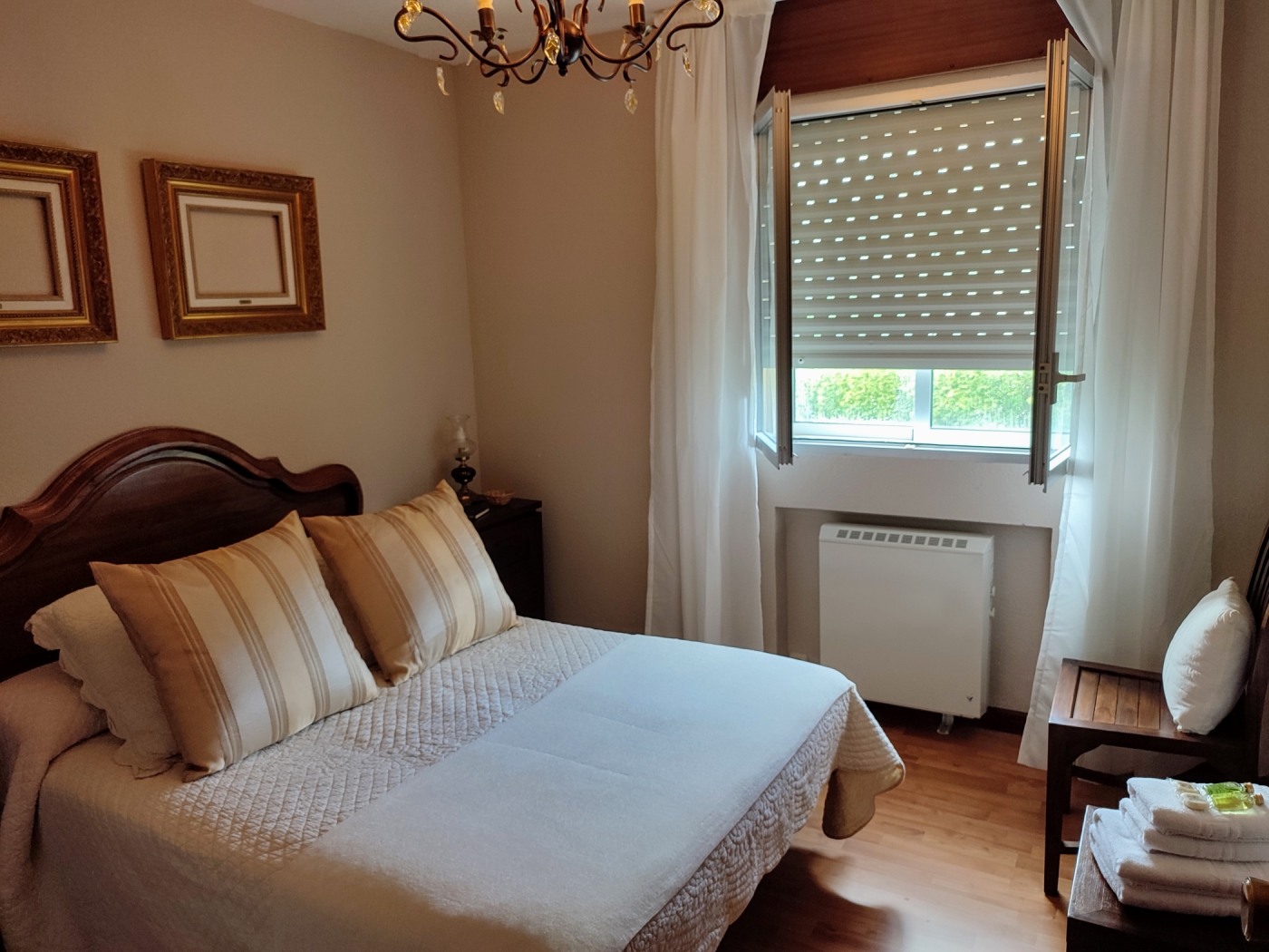 Apartment-Ensuite with Bath in Río Covo